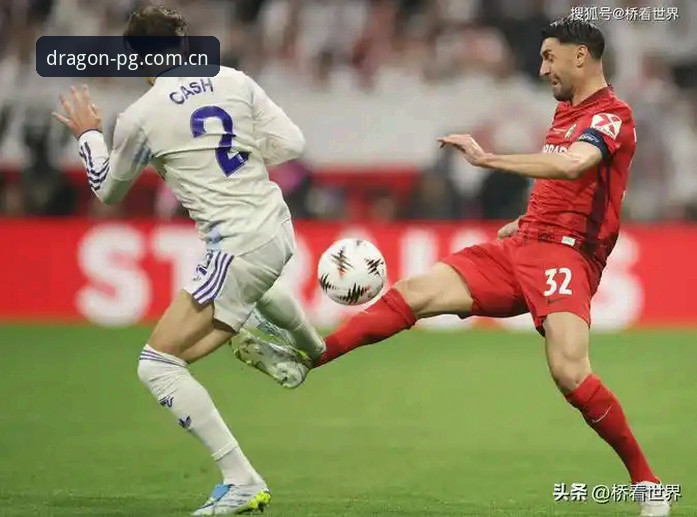 维拉3-0弗赖堡深度评测：埃梅里五夺欧联与PG官网平台赛事数据呈现